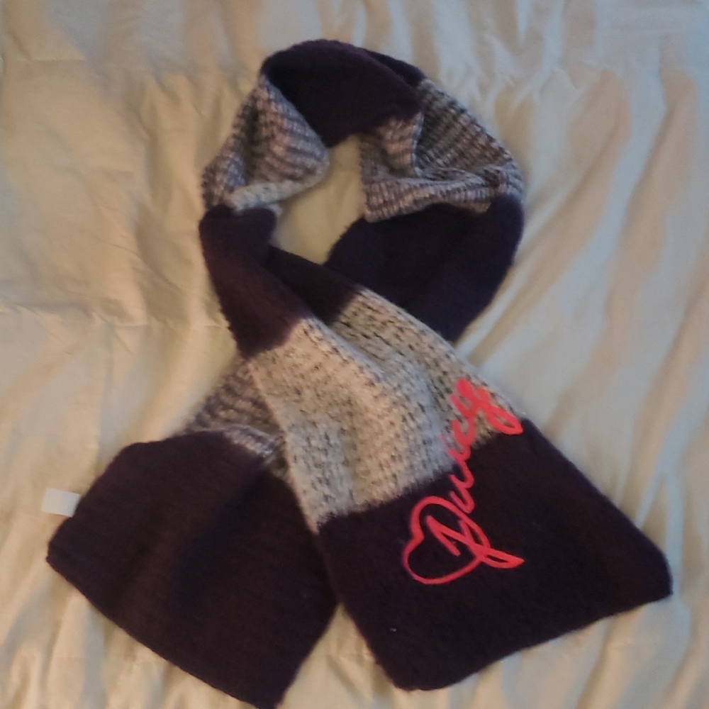 $5/$25 Juicy Couture scarf
